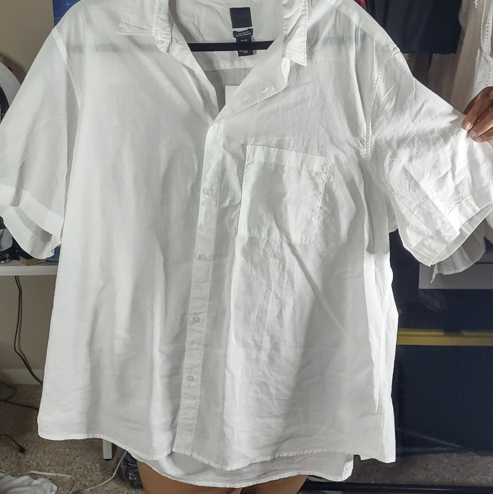 H&M men's white button up shirt